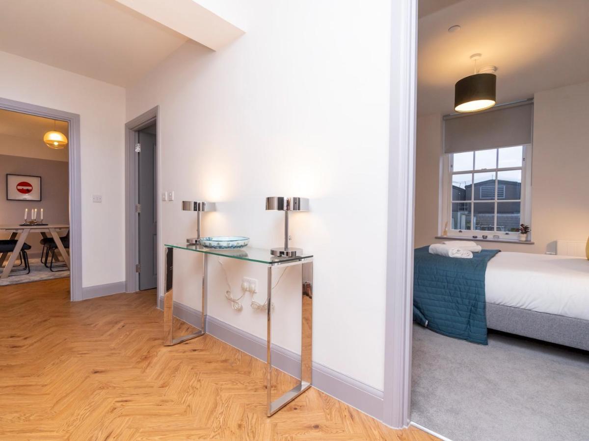 Pass The Keys Stunning 2 Bed Retreat In The Heart Of Bath Apartment Екстериор снимка